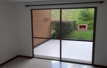 Casa en arriendo en Envigado, Antioquia