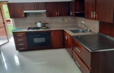 Casa en arriendo en Envigado, Antioquia