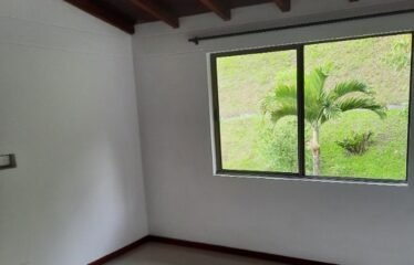 Casa en arriendo en Envigado, Antioquia