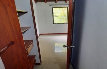Casa en arriendo en Envigado, Antioquia