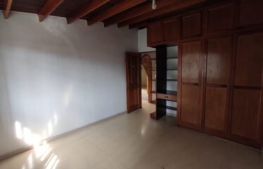 Casa en venta sector Guayabal, Manzanares en Medellín