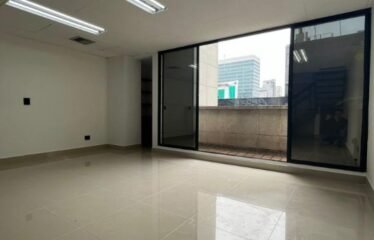 Oficina en venta o arriendo sector El Poblado en Medellín