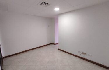 Oficina en arriendo sector El Poblado en Medellín