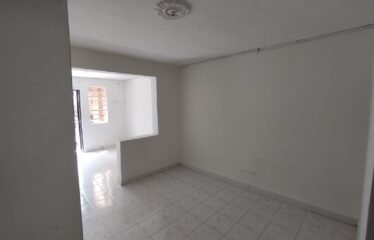 Aparta estudio, La Santa Mónica