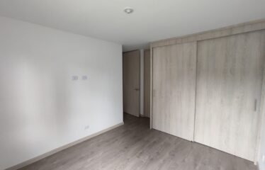 Apartamento en arriendo, sector Las Lomitas