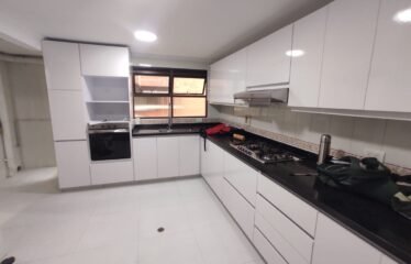Apartamento en arriendo, Poblado
