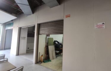 Local en venta, tranvía plaza