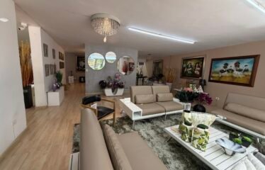 Casa comercial en arriendo, Patio Bonito – El Poblado