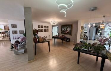 Casa comercial en arriendo, Patio Bonito – El Poblado